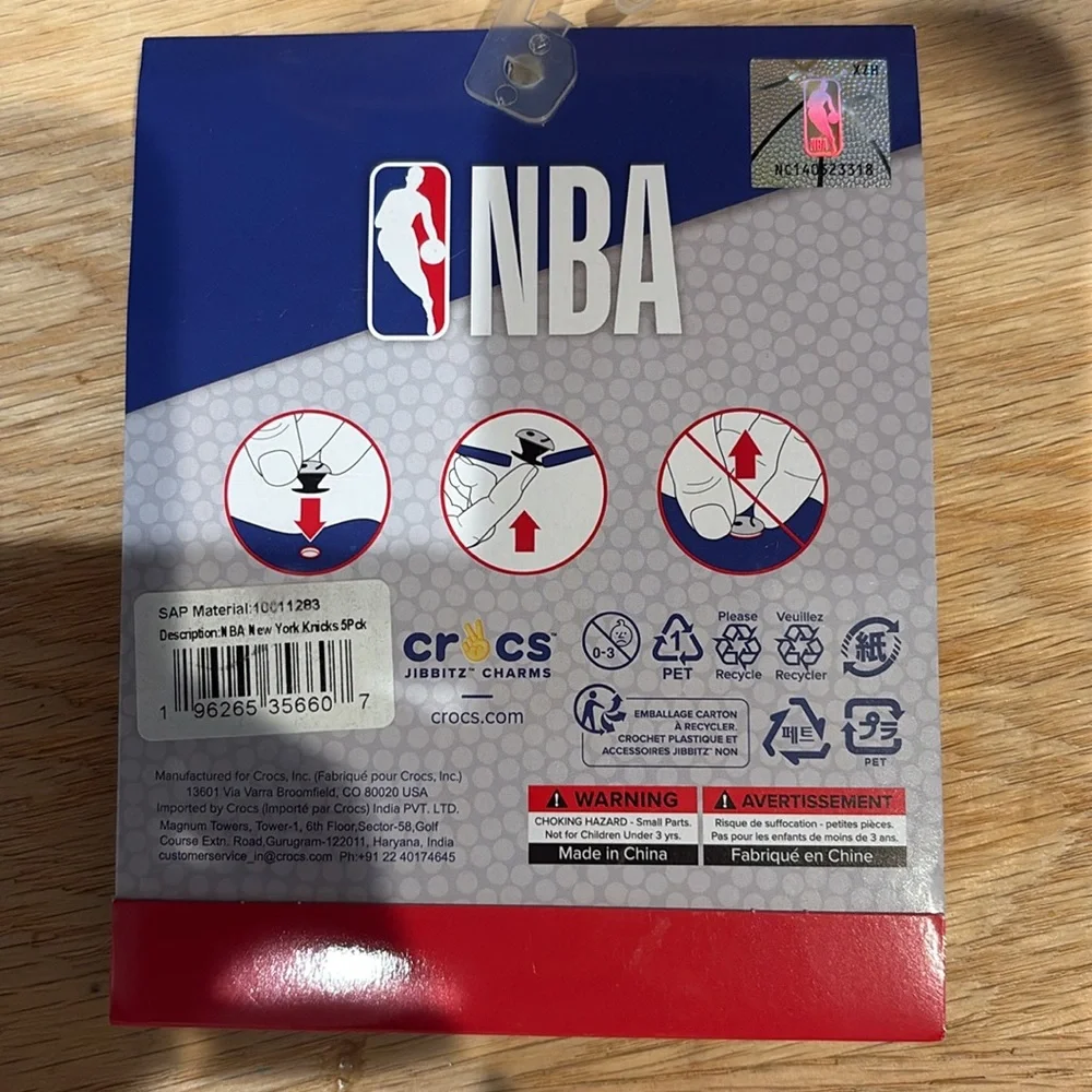 CROCS NBA  Knicks Jibbitz Charms Set - Blue and Orange *new - Picture 2 of 2